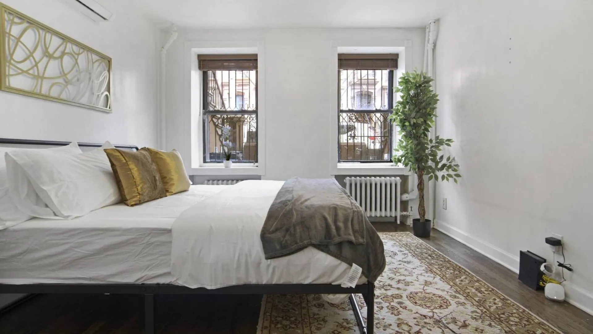 3Br Nyc Brownstone Game Room Backyard Patio 纽约 0*,  美国